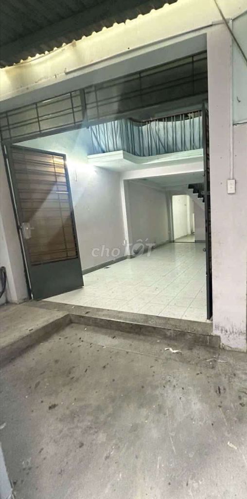 13tr_5x18m lửng lầu hẻm ô tô Vườn Lài_cho thuê nhà Quận Tân Phú