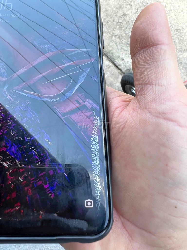 ROG Phone 6 12GB/256GB Đen Nứt lưng, hỏng nút. Mua bán Điện thoại tại Thành phố Cà Mau Cà Mau được đăng bởi nam hình 1