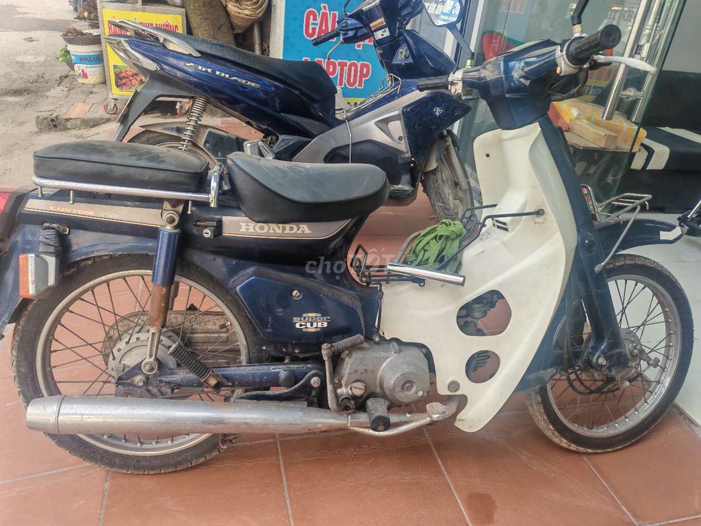 Honda Cub Nhật 82. 1 đời chủ. Đi chuẩn 4van9.  Zin. Mua bán Xe máy tại Quận Hà Đông Hà Nội được đăng bởi Dũng hình 2