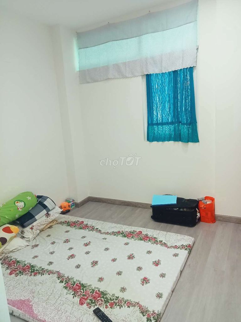 ✅🏠✅  nHà TRần Phú, HẺm Xe Hơi, nhà sạch đẹp, có máy lạnh