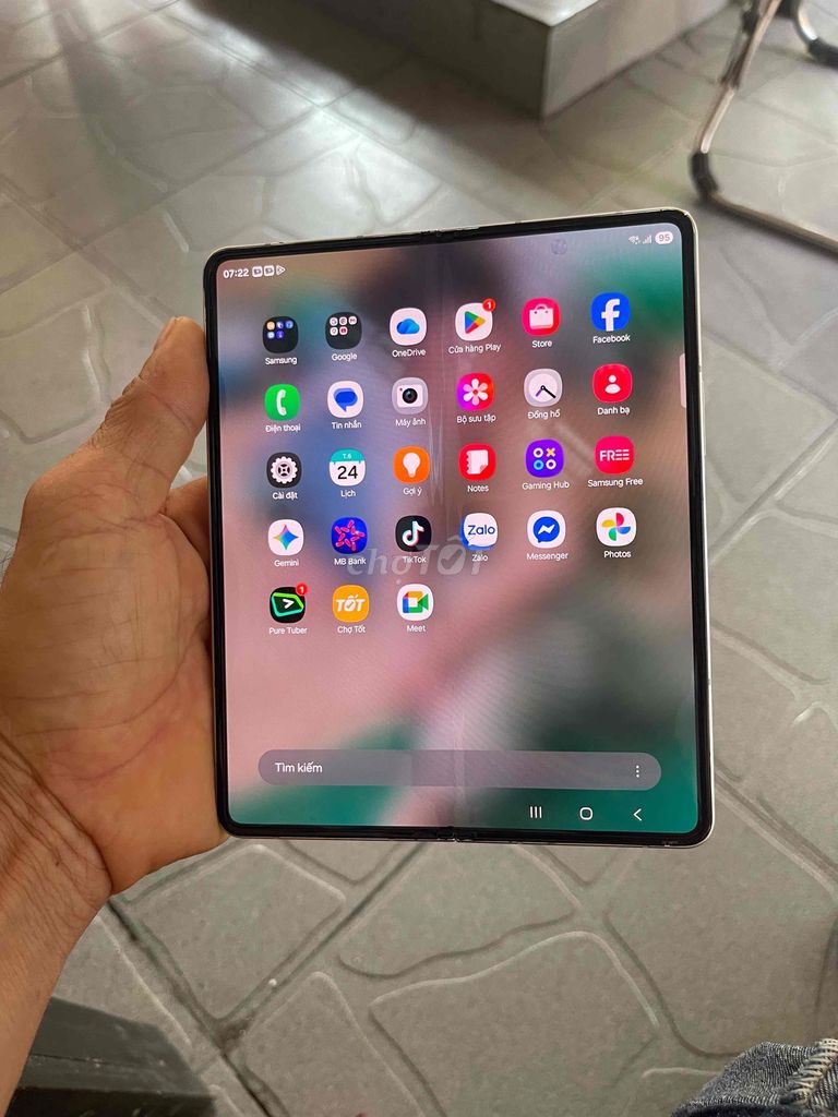 Samsung Galaxy Z Fold  3Vàng hồng. Mua bán Điện thoại tại Quận 7 Tp Hồ Chí Minh được đăng bởi Cùi bắp hình 1