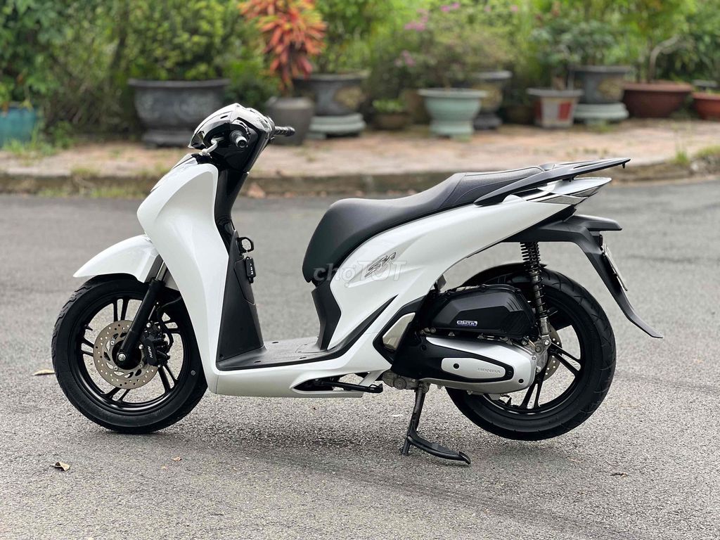 Shvn 125 Trắng Đen Sporty 2021 Leng Keng Có Góp🎉🎉🎉. Mua bán Xe máy tại Thành phố Biên Hòa Đồng Nai được đăng bởi Xe Máy Phát Đồng hình 2