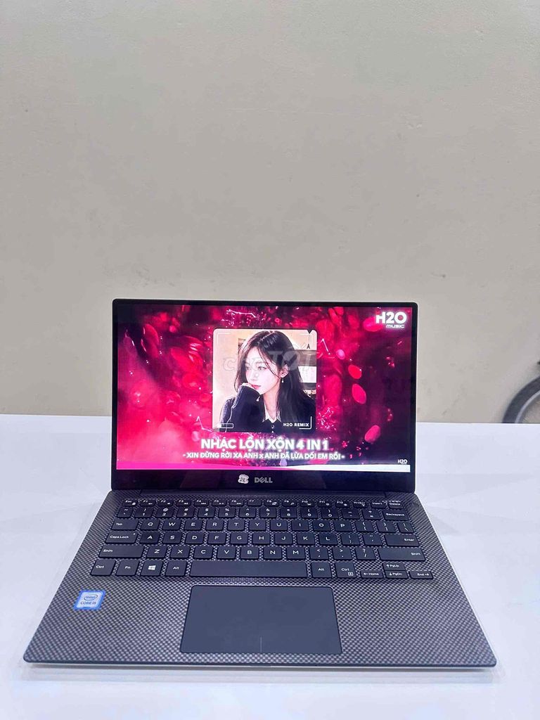 Dell XPS 13 9350 i5-6200U 13.3 inch 8GB/l. Mua bán Laptop tại Quận Thanh Xuân Hà Nội được đăng bởi Phạm Duyên Laptop 118 hình 1