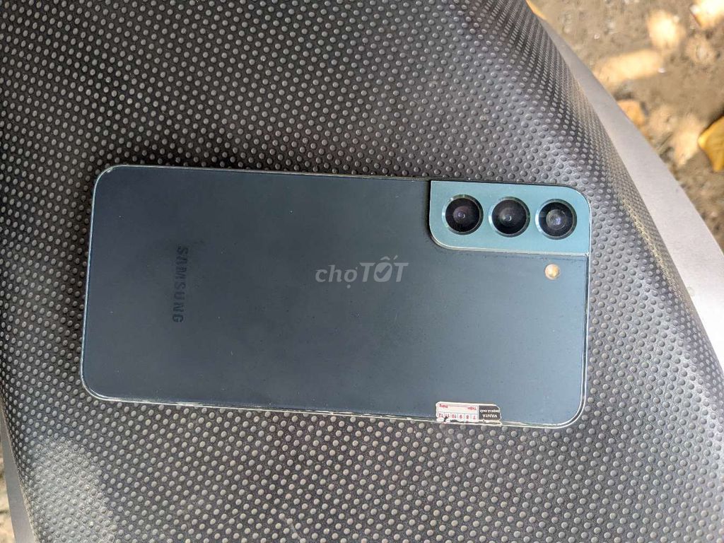 Samsung S22 Plus 128gb. Mua bán Điện thoại tại Quận Bình Tân Tp Hồ Chí Minh được đăng bởi Bình Thường Thôi  hình 1