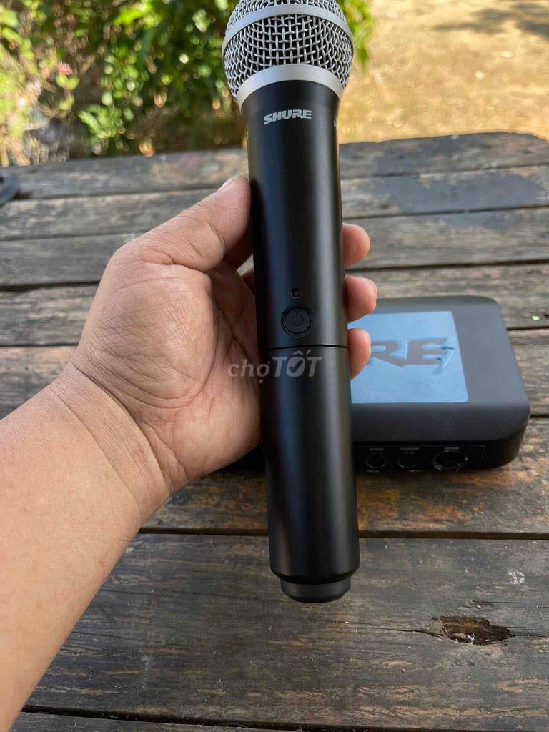Micro không dây Shure PG58/SM58 Đen. Mua bán Tivi, Âm thanh tại Huyện Hòa Vang Đà Nẵng được đăng bởi khoảng lặng  hình 1