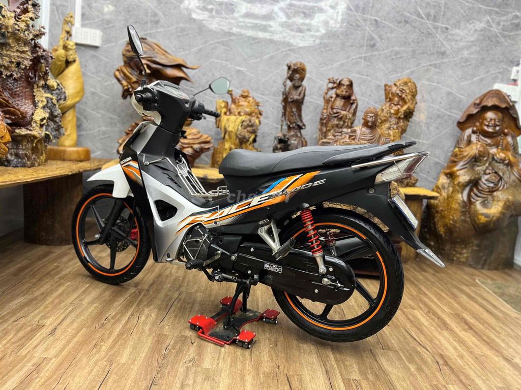 👉Wave blade 2021 chính chủ bstp bản thể thao. Mua bán Xe máy tại Quận 7 Tp Hồ Chí Minh được đăng bởi Xe Cũ Hiếu CT hình 5