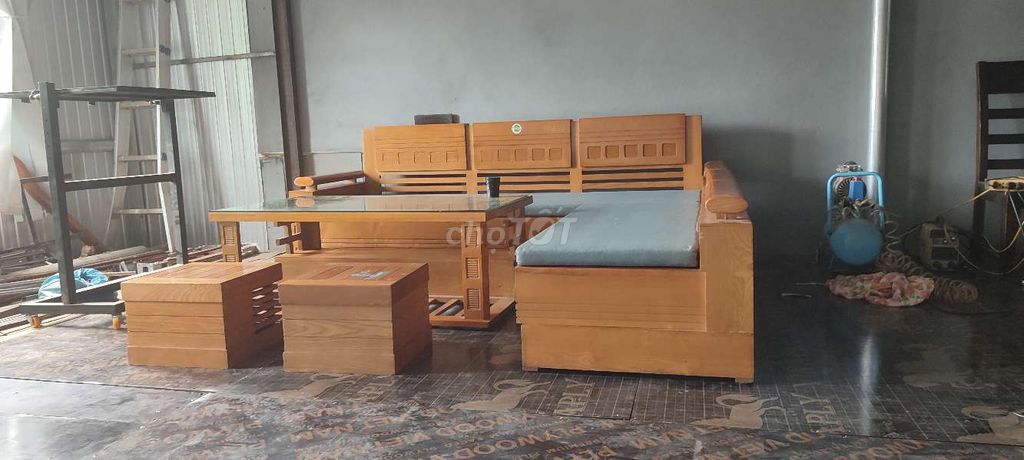 Bộ bàn ghế sofa Gỗ Nâu phòng khách. Mua bán Bàn ghế tại Quận Cẩm Lệ Đà Nẵng được đăng bởi Thái phiên  hình 1
