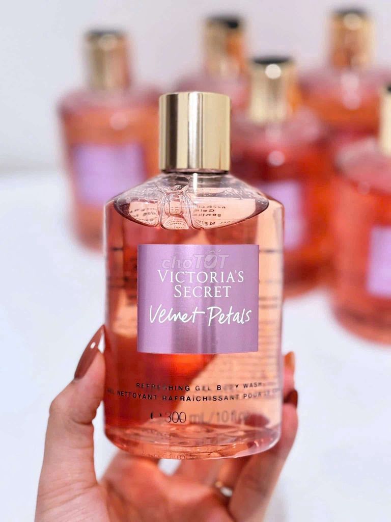 Sữa tắm Victoria's secret