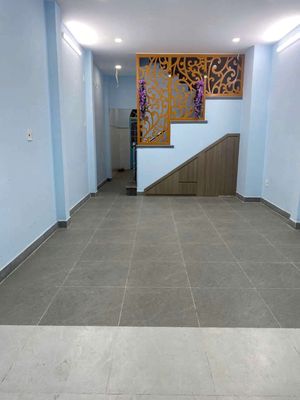 Townhouse 68 m² · 4 bed · Đường Lê Sao
