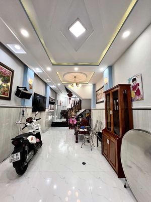 Nhà phố 78 m² · 4 PN · Hẻm 491 Hậu Giang