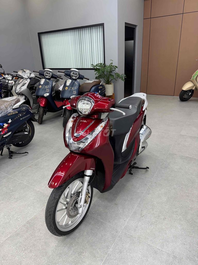 SH Mode Abs đỏ xe rin đẹp Hỗ trợ góp Hồ sơ sẵn. Mua bán Xe máy tại Quận Cái Răng Cần Thơ được đăng bởi Cửa Hàng Xe Máy Quang Sang hình 1