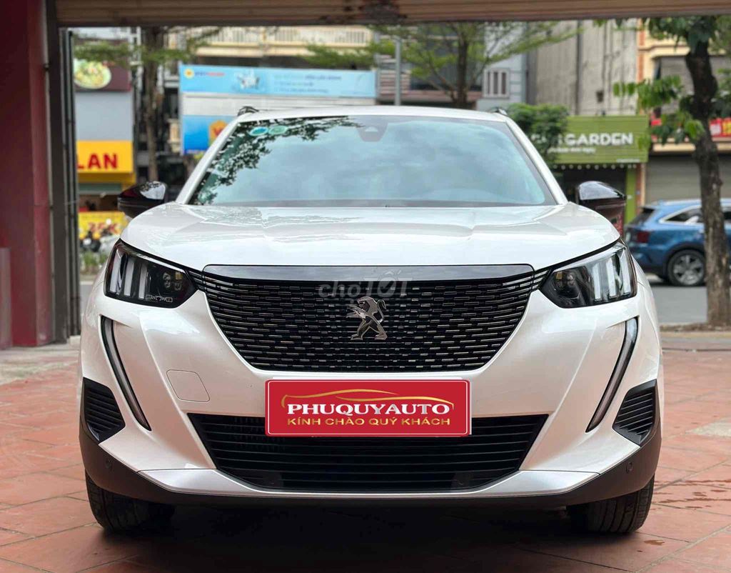 Peugeot 2008 GT line 2023 siêu lướt 2200km giá yêu