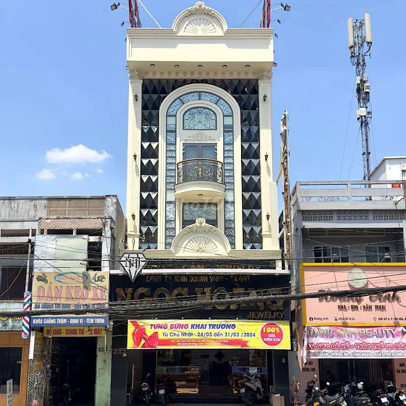 Tuyển nhân viên bán hàng Tiệm Vàng tại Biên Hoà. Việc làm tại Thành phố Biên Hòa Đồng Nai được đăng bởi Tiệm Vàng Ngọc Hoàng Jewelry hình 4