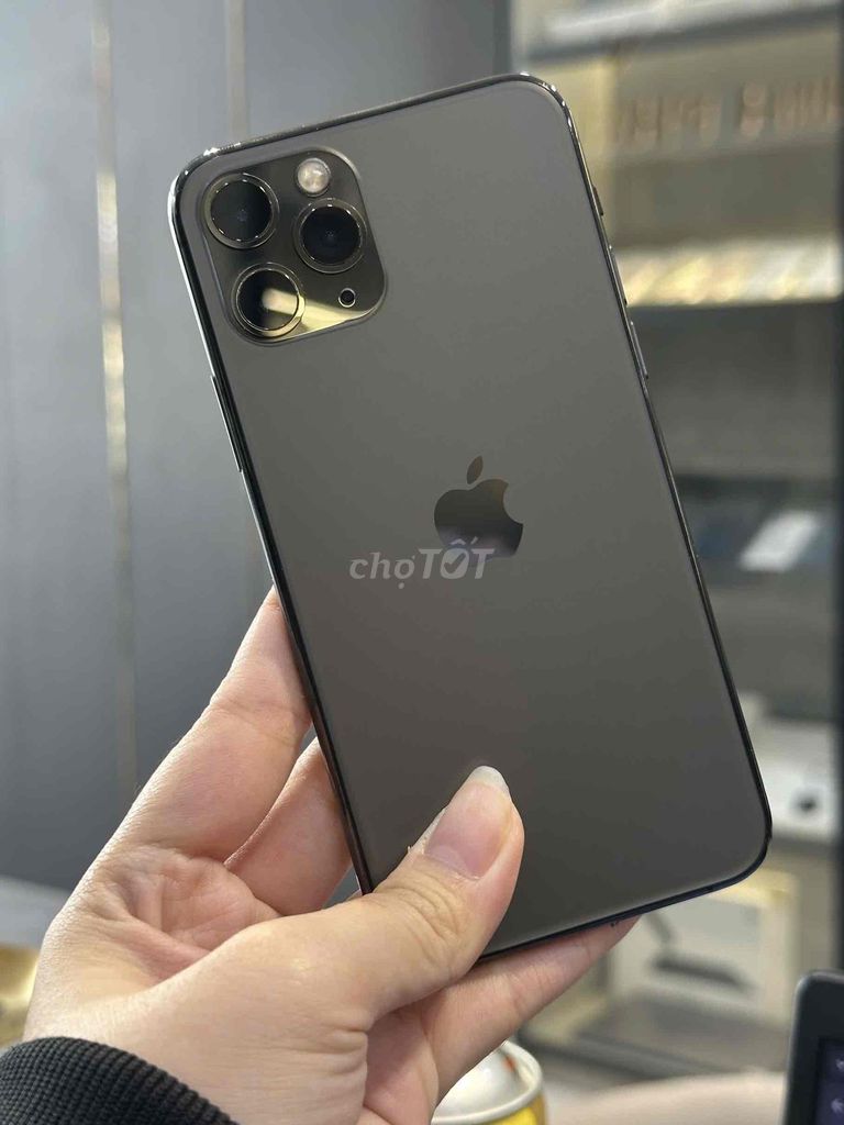 Apple iPhone 11 Pro 64GB Graphite Quốc Tế Mỹ 99%. Mua bán Điện thoại tại Quận 8 Tp Hồ Chí Minh được đăng bởi TRƯỜNG MOBILE HỆ THỐNG BÁN LẺ SMARTPHONE  hình 1