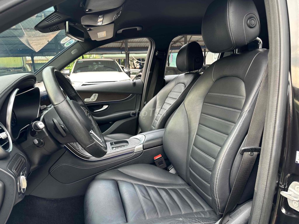 Mercedes Benz GLC 200 Sx 2020 4Matic Đen 56000km. Mua bán Ô tô tại Quận Cầu Giấy Hà Nội được đăng bởi Vũ Kiên hình 18