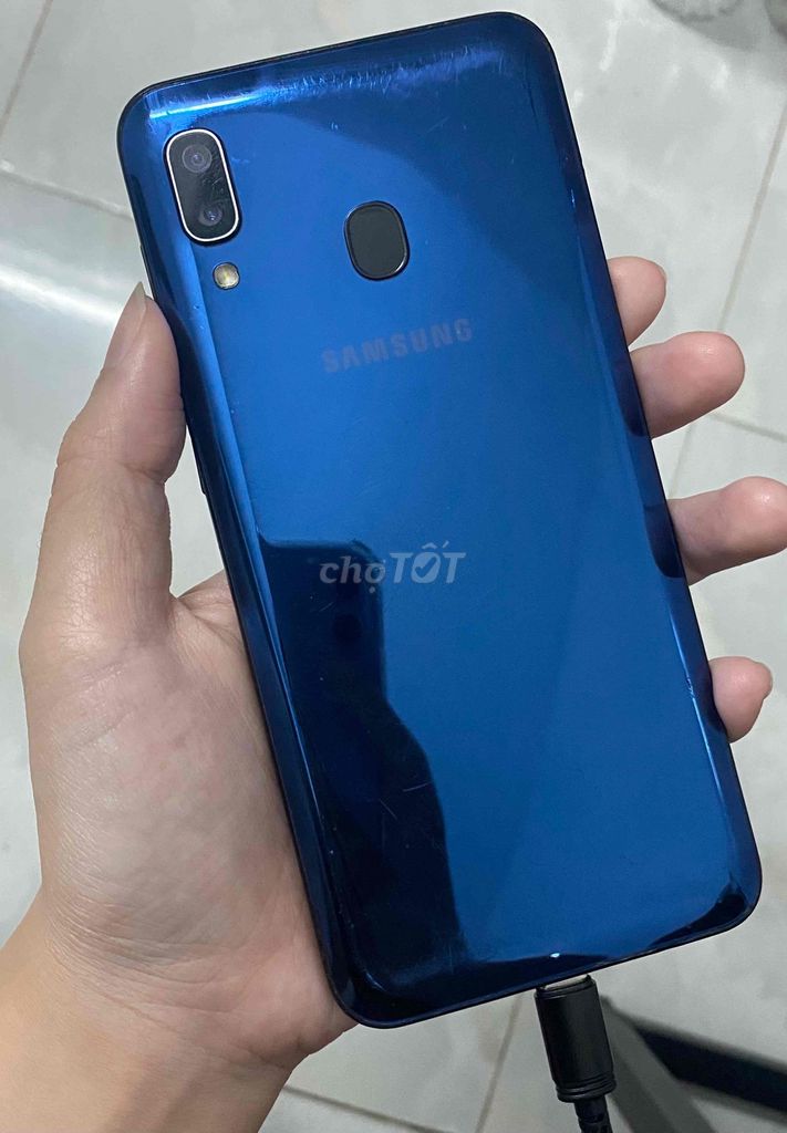 Samsung Galaxy A20 Xanh Đã sử dụng. Mua bán Điện thoại tại Quận Bình Tân Tp Hồ Chí Minh được đăng bởi Linh hình 1