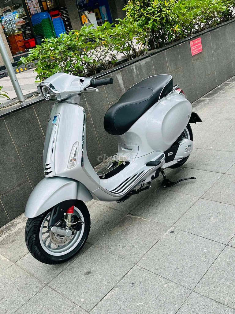 Piaggio Vespa Sprint 2016 Серебристый