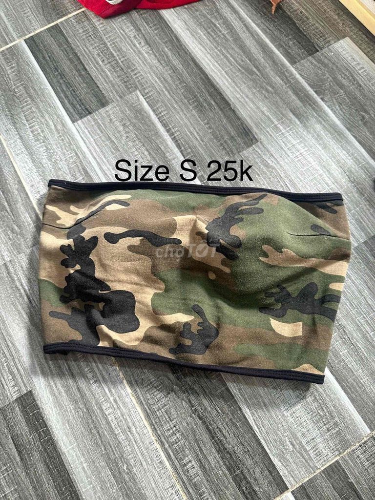Áo croptop nữ rằn ri size S đã dùng. Mua bán Quần áo tại Quận 3 Tp Hồ Chí Minh được đăng bởi Tulip Hoa hình 1