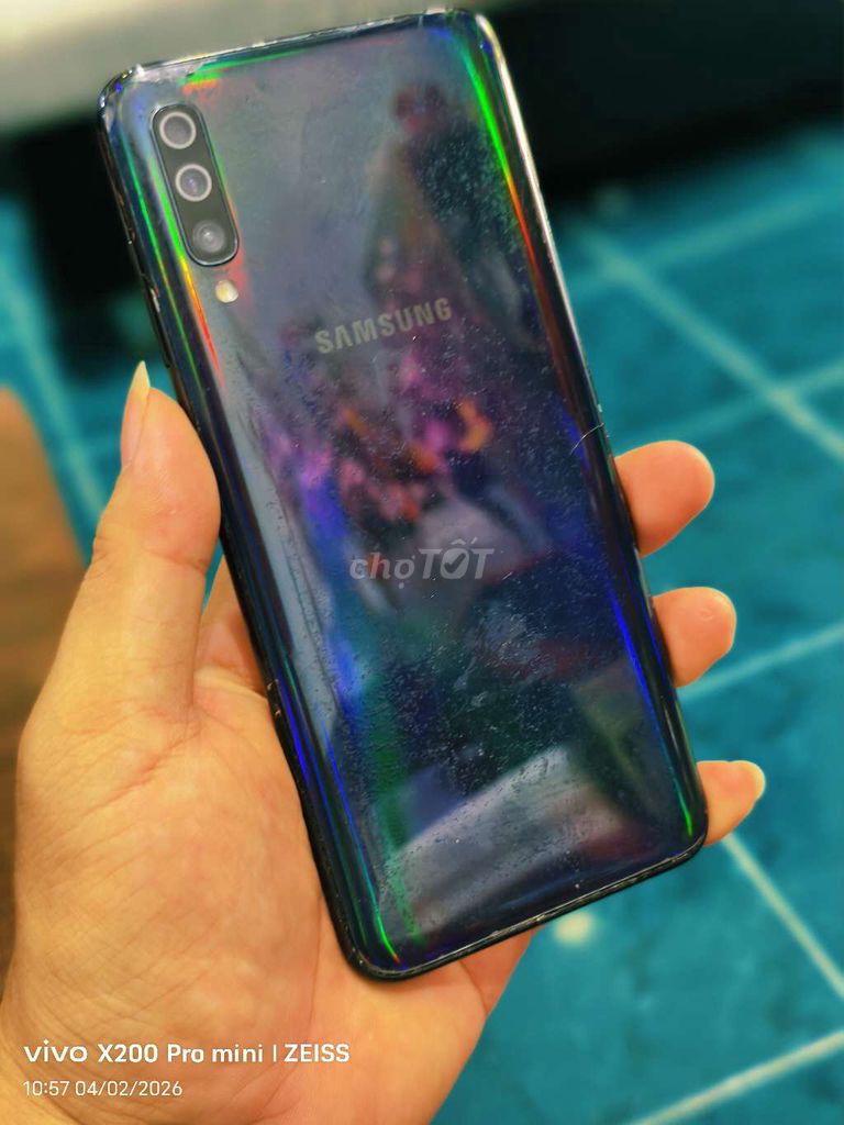 Samsung Galaxy A70 128GB Đen. Mua bán Điện thoại tại Quận Tân Bình Tp Hồ Chí Minh được đăng bởi Táo Bán Lổ hình 1