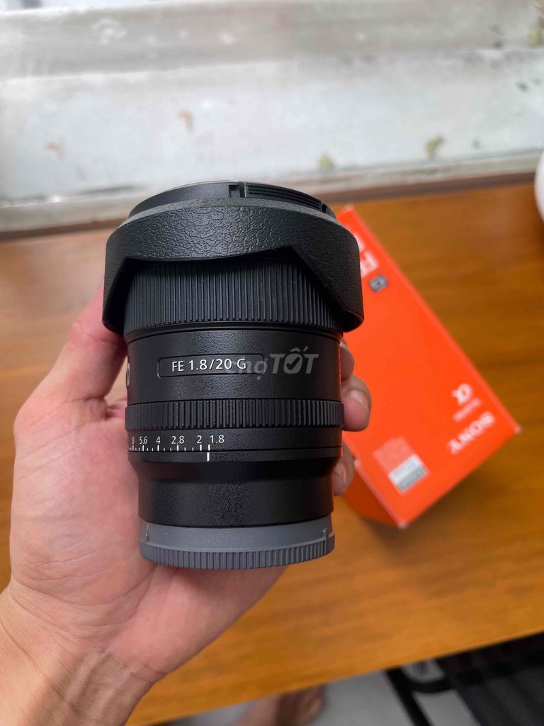 SONY 20mm 1.8 G