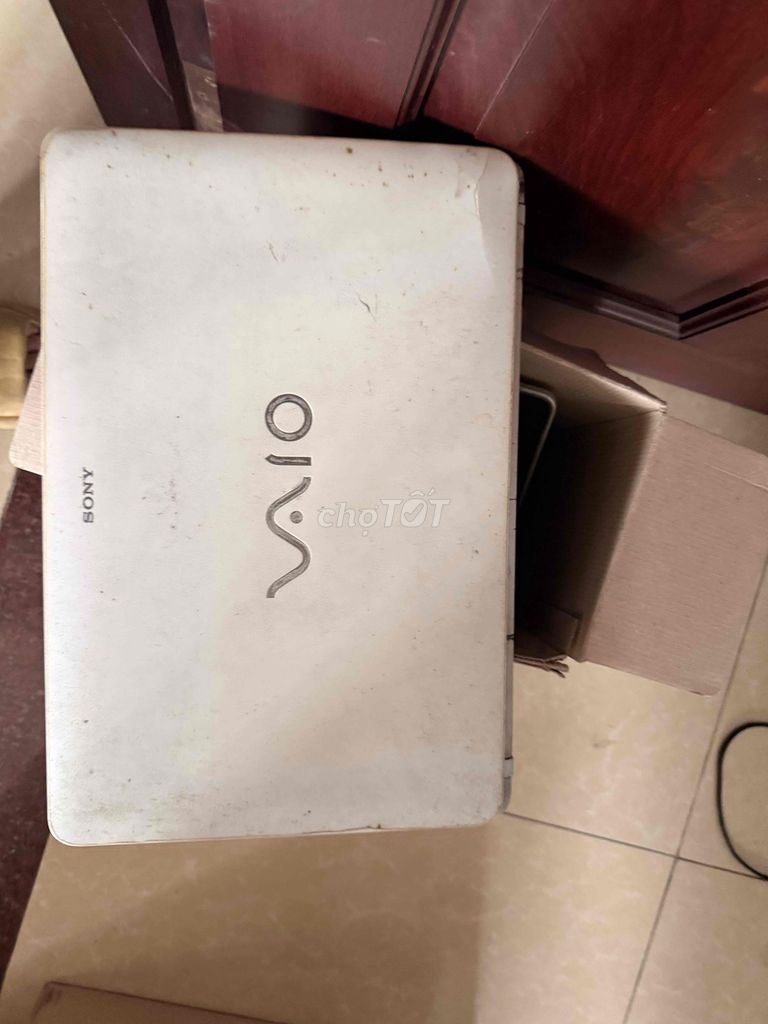 Sony VAIO Trắng Đã sử dụng. Mua bán Laptop tại Quận Tân Phú Tp Hồ Chí Minh được đăng bởi Huyền  hình 1