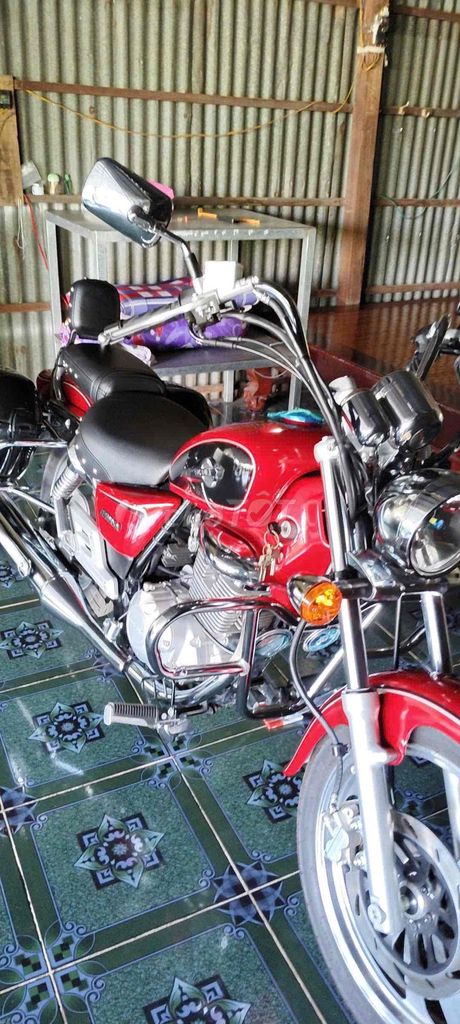 Suzuki GZ150 Đỏ 4337 km. Mua bán Xe máy tại Huyện An Phú An Giang được đăng bởi Hồ hữu thành khang hình 1