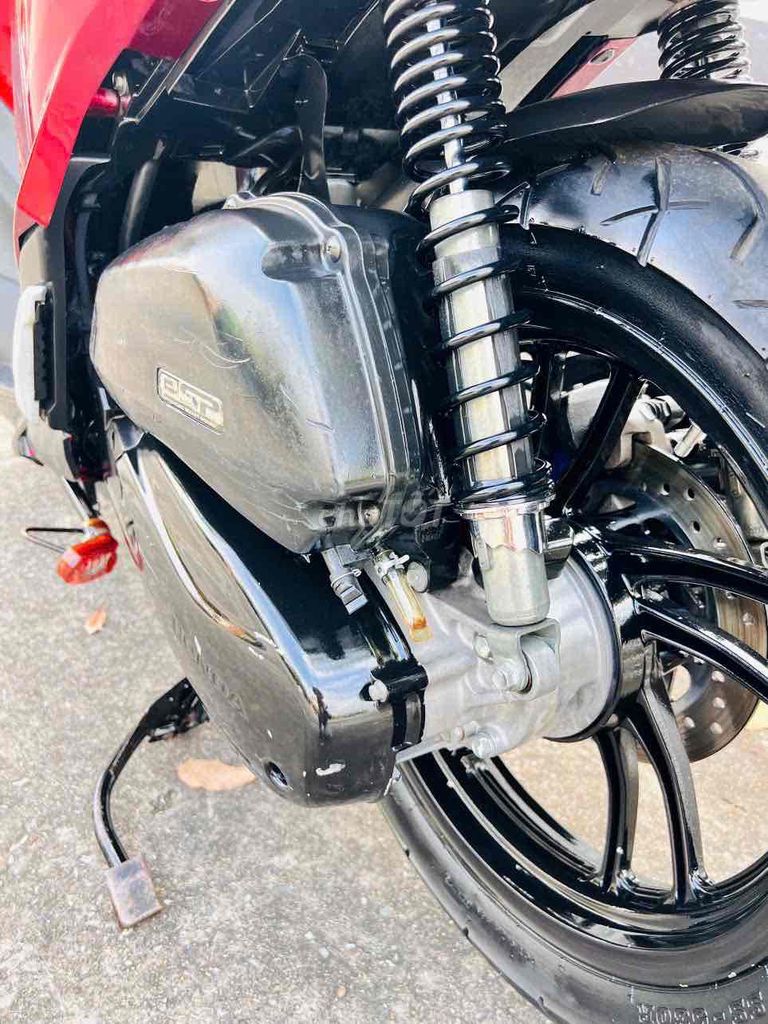 cần bán sh úp áo ý. Mua bán Xe máy tại Thị xã Bến Cát Bình Dương được đăng bởi xe máy trả góp tín nghĩa  hình 4