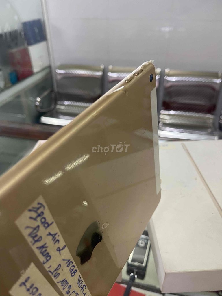 Ipad Air 2 9.7” 16GB WiFi + 4G Fullbox. Mua bán Máy tính bảng tại Quận Ninh Kiều Cần Thơ được đăng bởi Cầm Đồ Anh Quý hình 4