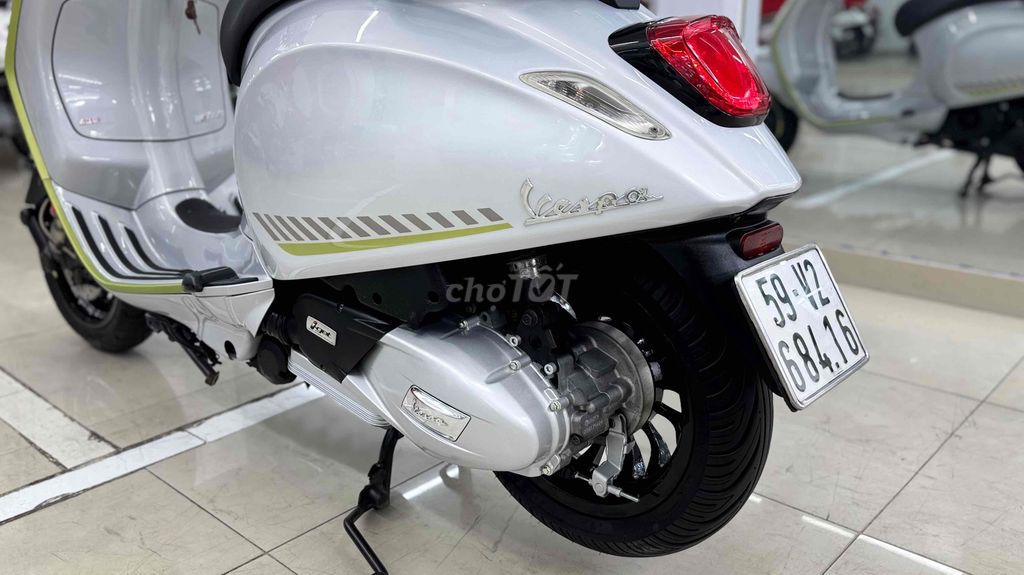 Vespa Sprint Model Tech 2025 xe đẹp chính chủ. Mua bán Xe máy tại Quận Phú Nhuận Tp Hồ Chí Minh được đăng bởi VESPA  PIAGGIO BẢO HƯNG Vespa cũ trả góp  hình 2