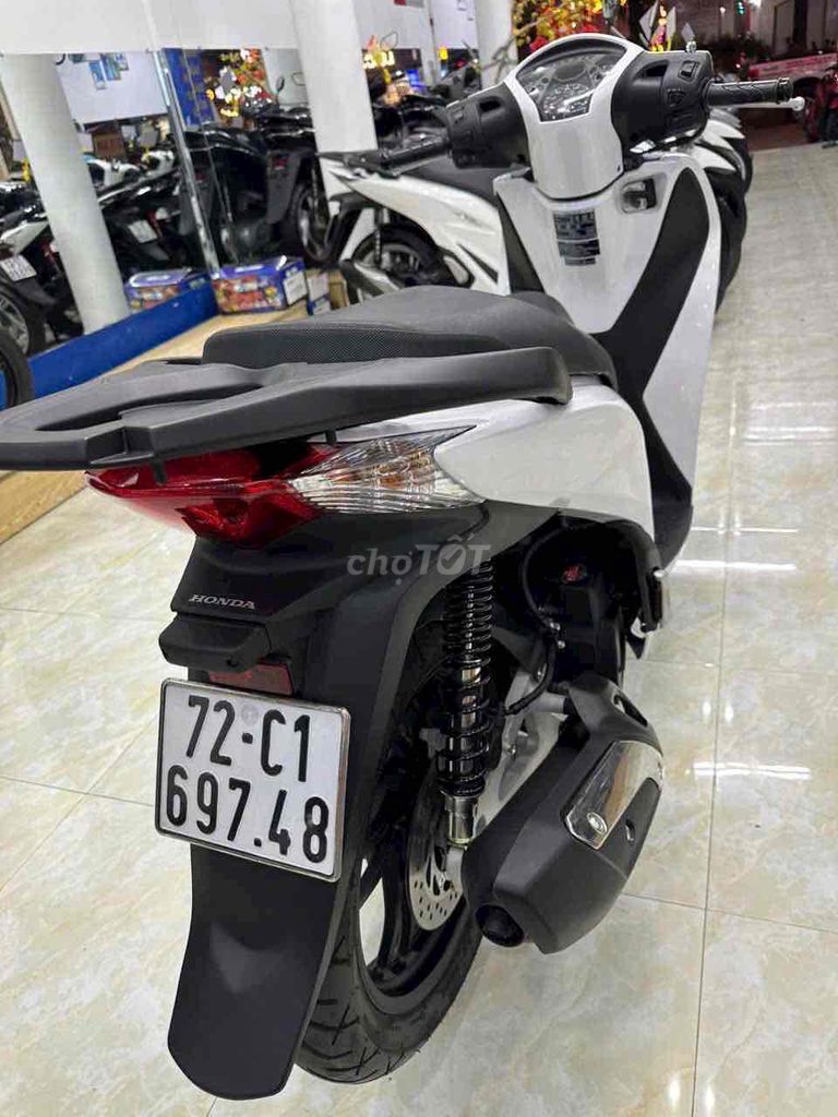 Хонда SH 150cc 2015 Белая