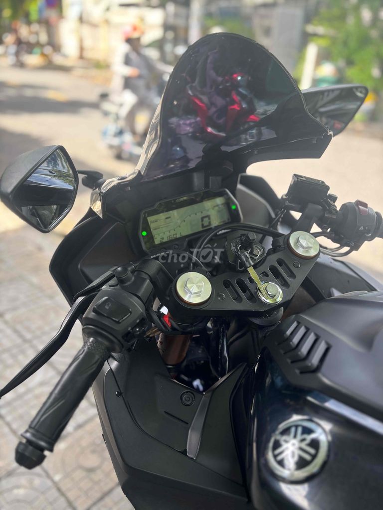 cần bán yamaha R15 V3 bstp chính chủ. Mua bán Xe máy tại Quận Cẩm Lệ Đà Nẵng được đăng bởi Minh Đức Nguyễn hình 6