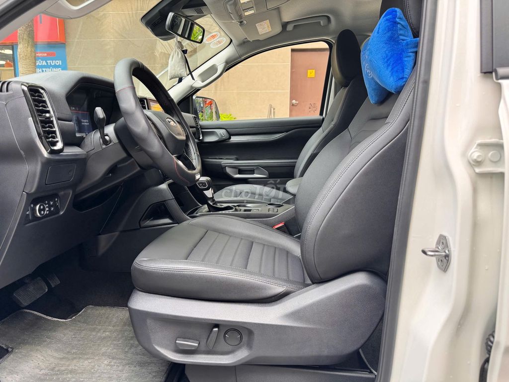 Everest Sport 2025 - Odo 660km - Zin đến 99.9%. Mua bán Ô tô tại Thành phố Thuận An Bình Dương được đăng bởi Phổ Quang Ford Assured hình 8