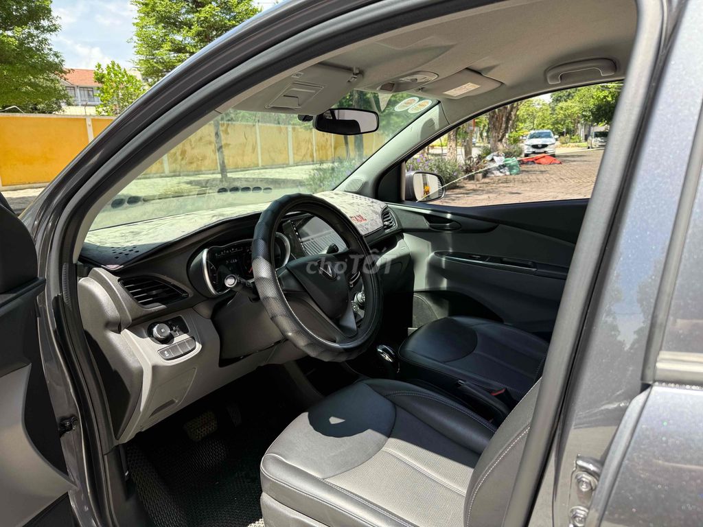 VinFast Fadil 1.4 AT Mới 98% - Fadill Tự động bs43. Mua bán Ô tô tại Quận Hải Châu Đà Nẵng được đăng bởi Lê vy  hình 5