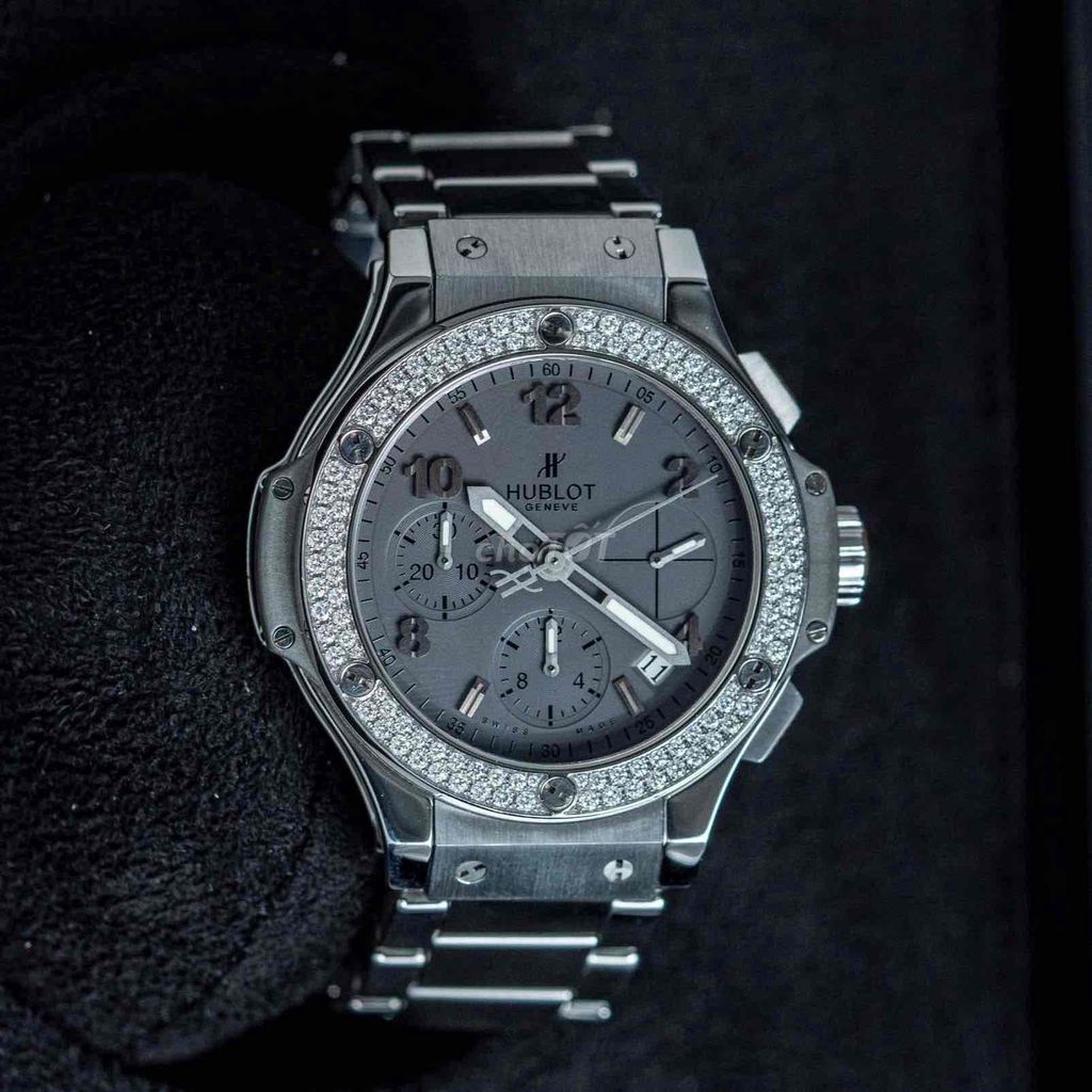 Theo trend xám hót hít HuBLot Big Bang