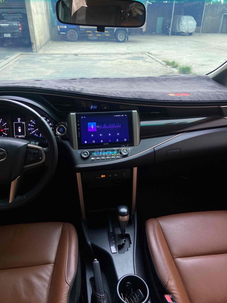 Toyota Innova 2017 2.0V - 90000 km. Mua bán Ô tô tại Quận 12 Tp Hồ Chí Minh được đăng bởi Hao hình 9