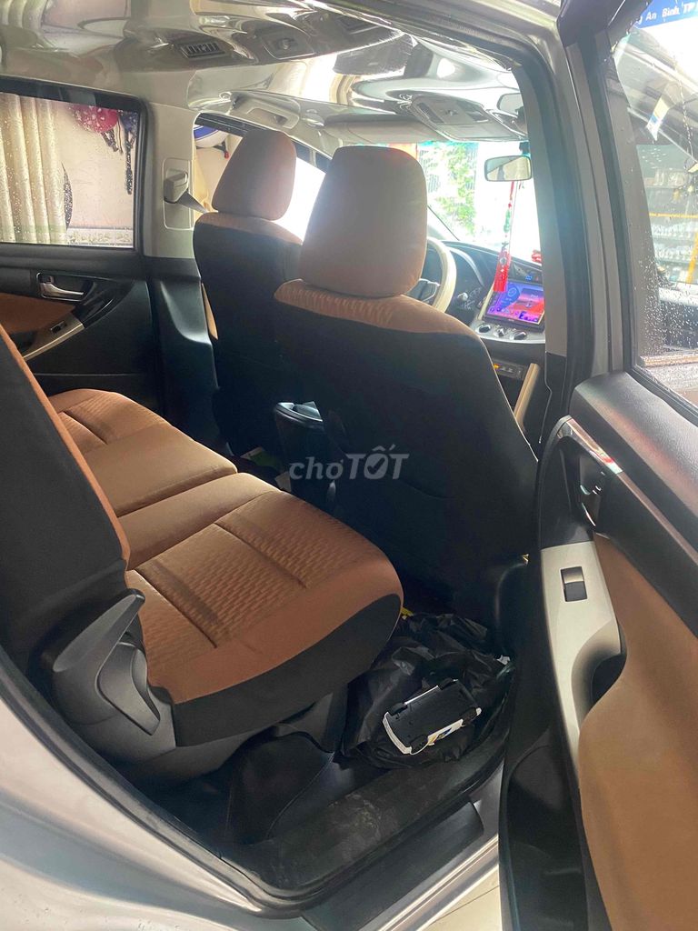 Gia đình cần bán innova 8 chổ 2019 số sàn. Mua bán Ô tô tại Thành phố Thủ Đức Tp Hồ Chí Minh được đăng bởi Quý Nguyễn hình 12