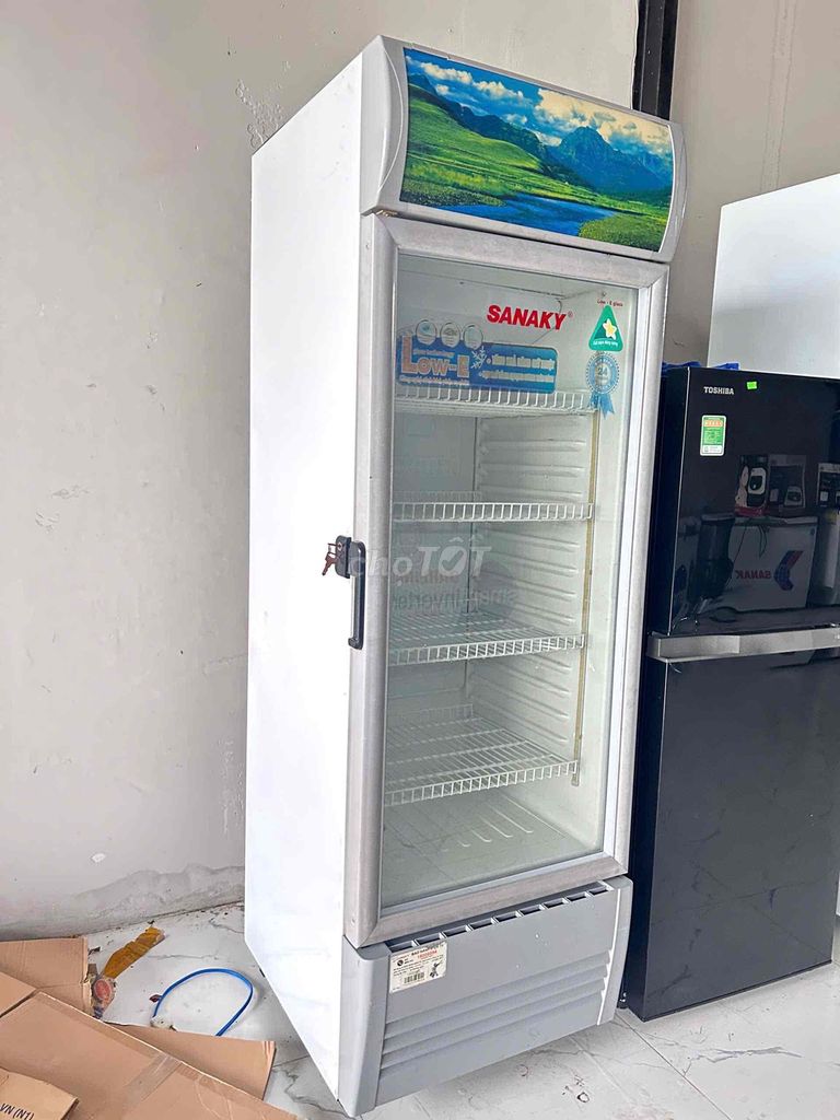 Tủ mát Sanaky 300L