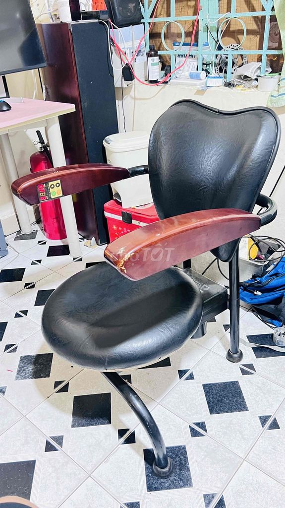 Ghế tập bụng giảm cân massage Nhật Bản. Mua bán Bàn ghế tại Thành phố Thủ Dầu Một Bình Dương được đăng bởi lê thành  hình 1