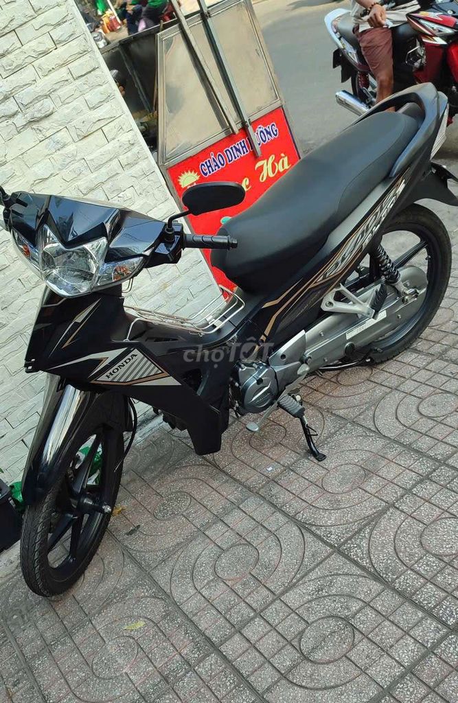 Honda Wave Blade 2019 chính chủ - New 98%. Mua bán Xe máy tại Quận 1 Tp Hồ Chí Minh được đăng bởi Lê Hoàng hình 3