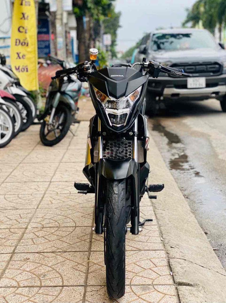 Honda Sonic 2018 Đen Đỏ 8000 km. Mua bán Xe máy tại Quận Ninh Kiều Cần Thơ được đăng bởi CHXM Tân Liên Hưng 2 hình 2