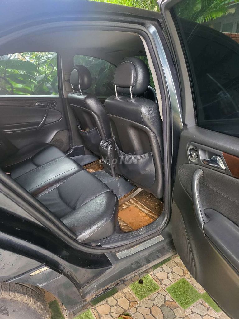 2001 C200K MT - 100000 km. Mua bán Ô tô tại Thành phố Buôn Ma Thuột Đắk Lắk được đăng bởi Lệ Rơi hình 4
