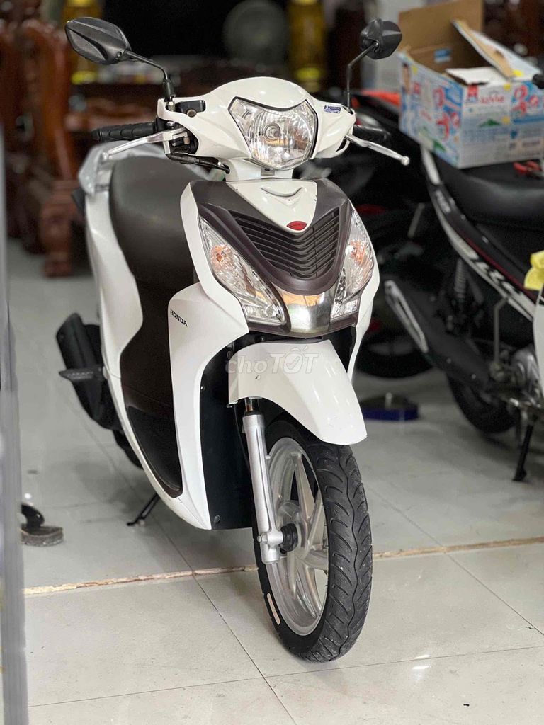 Honda Vision 2017 белый