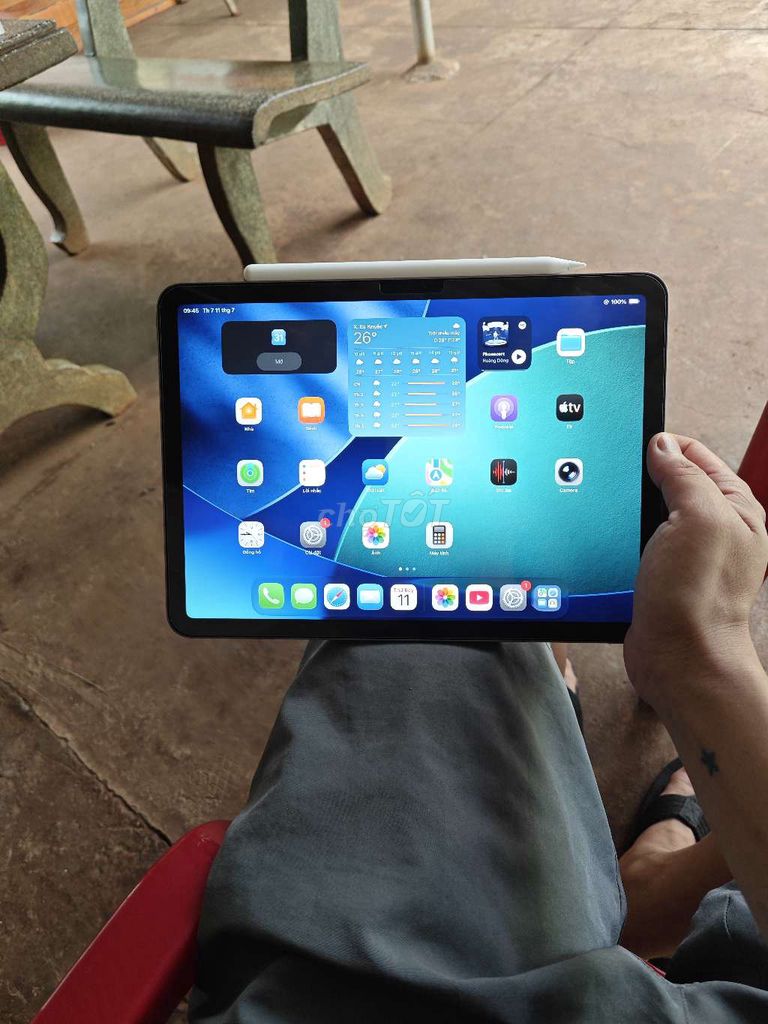 Apple iPad Air M2 11 inch -pin  97%  80 lần sạc. Mua bán Máy tính bảng tại Thành phố Buôn Ma Thuột Đắk Lắk được đăng bởi Giáp Trần Nguyên hình 1