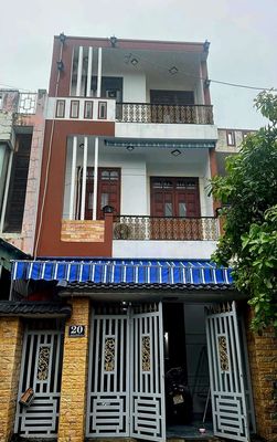 Townhouse 100 m² · 5 bed · Đường Xuân Thiều 10