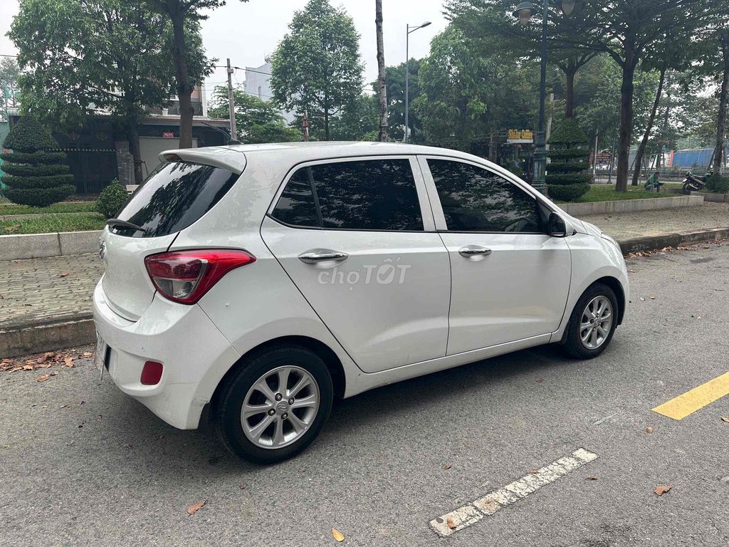 Hyundai Grand i10 2016 1.0 MT - 110000 km