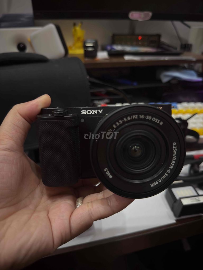 Máy ảnh Sony ZVE 10 Đen + kit đời 2. Mua bán Máy ảnh, Máy quay tại Huyện Trần Văn Thời Cà Mau được đăng bởi Tien Do hình 1