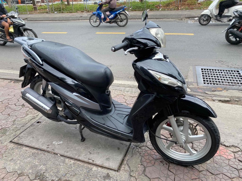 Xe Shark đen đầu zin. Mua bán Xe máy tại Quận 7 Tp Hồ Chí Minh được đăng bởi thanh xuân hình 4