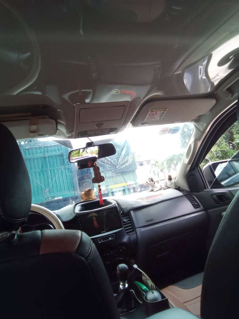 Ford Ranger XLS 2016 Xám 300000 km. Mua bán Ô tô tại Thành phố Quảng Ngãi Quảng Ngãi được đăng bởi Nguyễn Tấn Lực hình 4