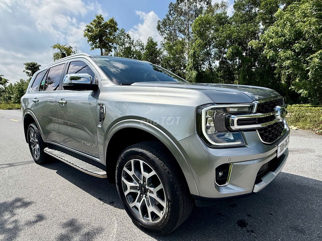 Ford Everest 2022 Titanium 2.0L AT 4x2 - 50000 km. Mua bán Ô tô tại Huyện Đông Anh Hà Nội được đăng bởi Đức Hải hình 1