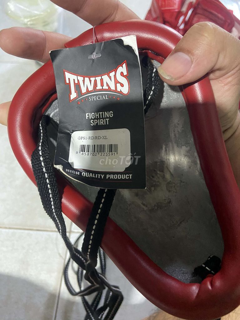 Giày Wesing đỏ size 41. Mua bán Đồ thể thao, Dã ngoại tại Quận Bình Thạnh Tp Hồ Chí Minh được đăng bởi Van Vu hình 1